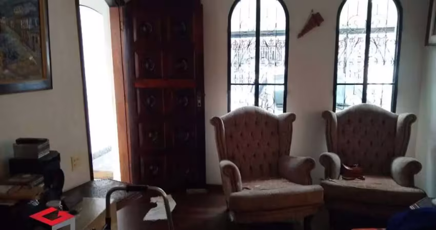Casa 186 m² de área útil, com terreno de 223 m² Localizado No Bairro Jardim Bela Vista Santo André - SP