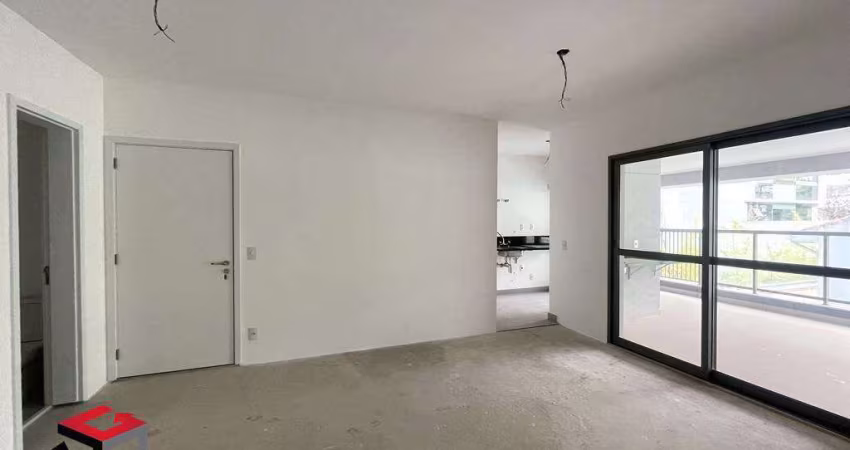 Apartamento com 84m², localizado no bairro Moema em São Paulo- SP