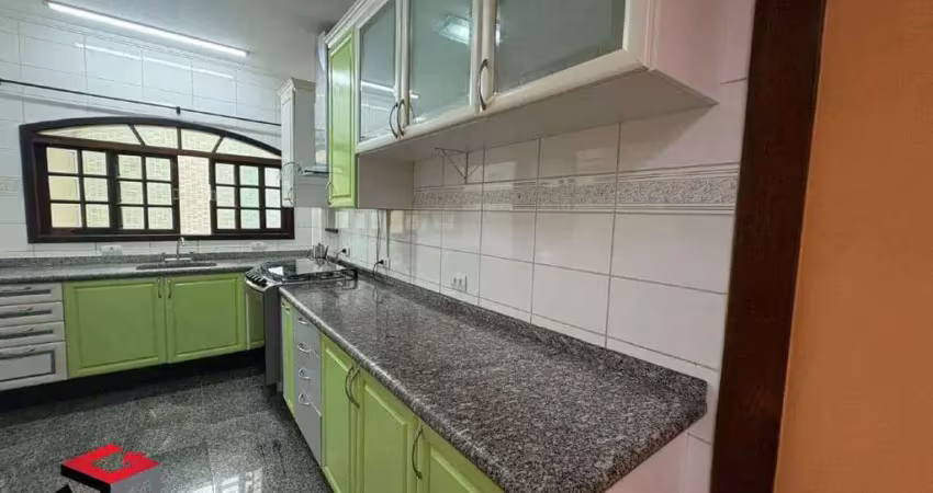 Sobrado à venda 3 quartos 3 suítes 2 vagas Nova Petrópolis - São Bernardo do Campo - SP