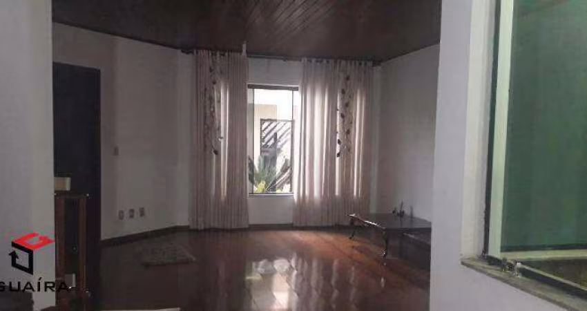 Sobrado à venda 3 quartos 1 suíte 4 vagas Dos Pássaros - São Bernardo do Campo - SP