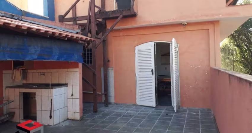Sobrado 249 M² Localizado no Bairro Baeta Neves em São Bernardo do Campo - SP.