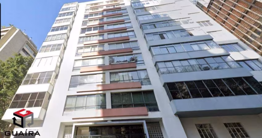 Apartamento de 220 m² Com Elevadores no Jardim Paulista em São Paulo - SP