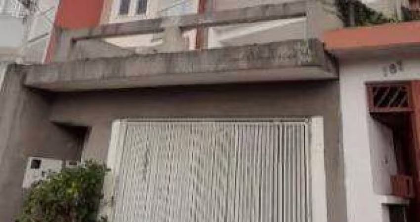 Sobrado excelente localização