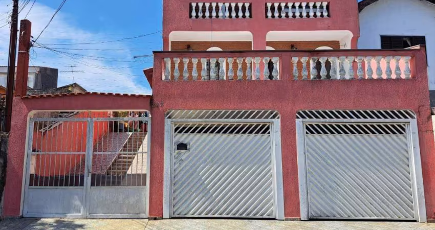 Sobrado à venda 5 quartos 1 suíte 6 vagas Vitória - Santo André - SP