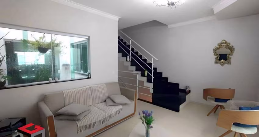 Sobrado à venda 3 quartos 1 suíte 4 vagas Ferrazópolis - São Bernardo do Campo - SP