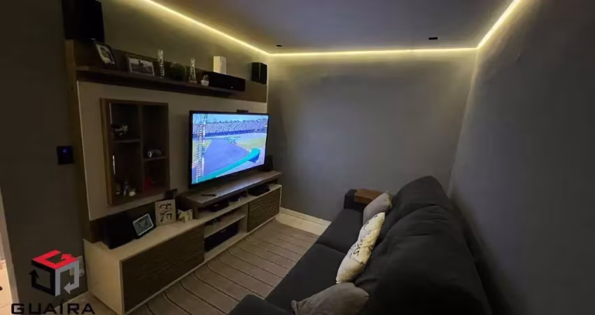 Apartamento mobiliado, 3 dormitótios, suíte e vaga coberta