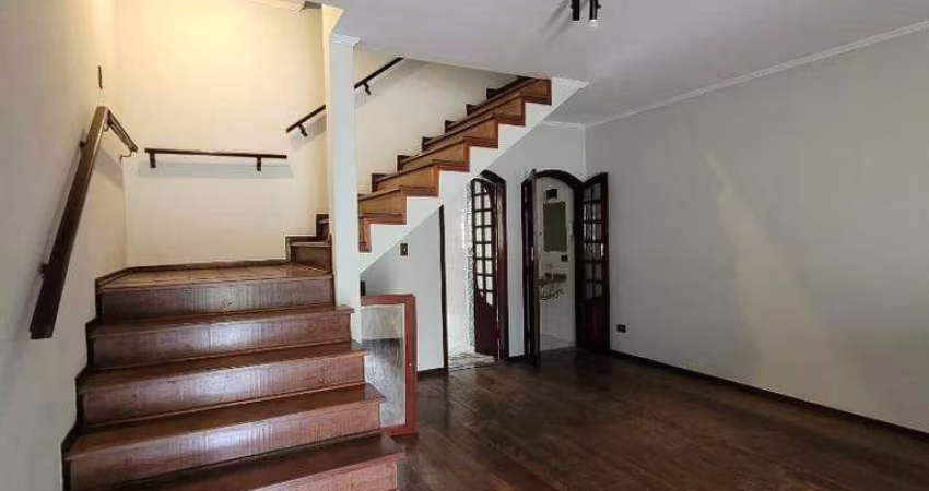 Sobrado à venda 3 quartos 1 suíte 5 vagas Jaçatuba - Santo André - SP
