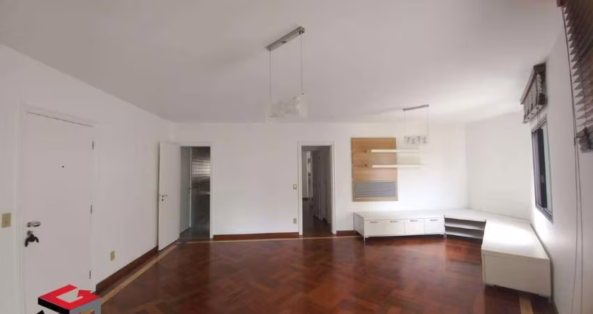 Apartamento em Moema 91,63m², 2 suítes, sala ampliada e espaçosa. cozinha repleta de armários, lavanderia, lavabo, piscina e salão de festas.