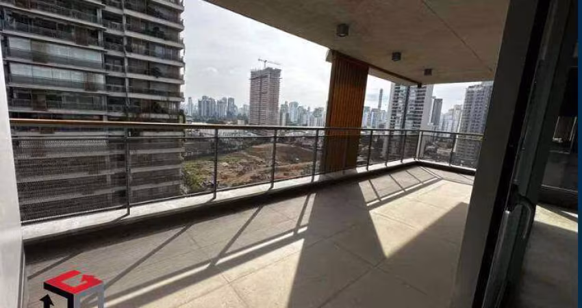 Apartamento 3 Suites em Jardim das Acácias com 167m²