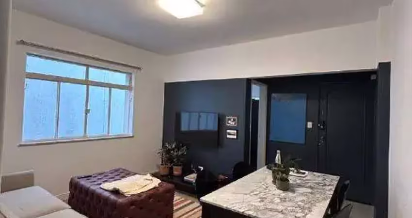 Apartamento reformado com 2 quartos, sala, cozinha, lavanderia, 1 vaga, em Higienópolis com 76m²
