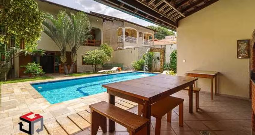 Sobrado Residencial 4 Dormitórios com 500m² - City América - São Paulo - SP
