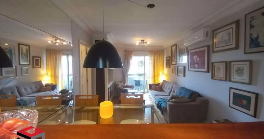 Apartamento 2 Dormitórios em Indianópolis com 75m²