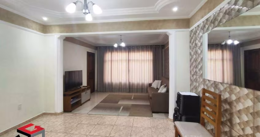 Casa de 272m² no Jd. Santo André em Santo André - SP