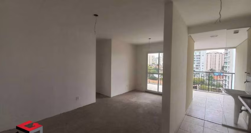 Apartamento Saúde, próximo ao metrô, 3 ou 2 dormitórios,1 suíte, sala ampliada, cozinha, lavanderia, varanda, 2 vagas mais depósito, lazer completo.