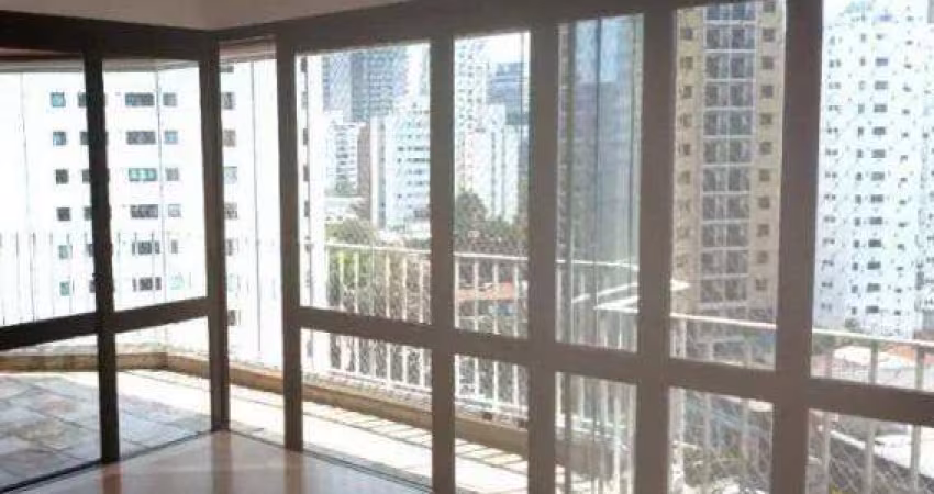 Apartamento com 177m² em Moema - São Paulo - SP
