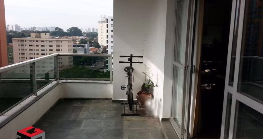 Apartamento 4 Dormitórios com 220m² em Moema - São Paulo - SP