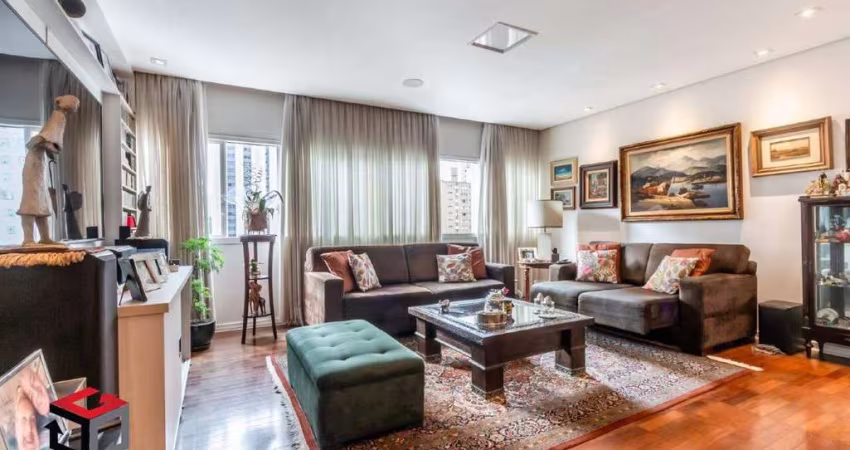 Apartamento 3 Dormitórios em Jardim Paulista com 128m²