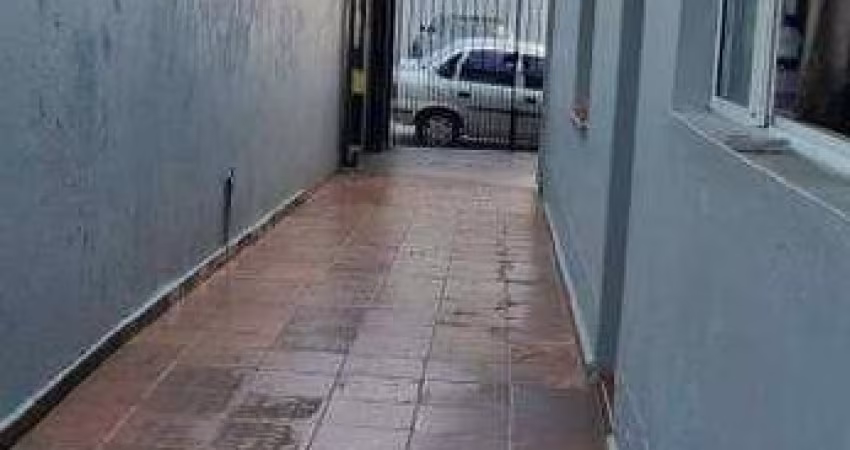 Casa Térrea no Brooklin com 4 quartos - 2 vagas - 250m²