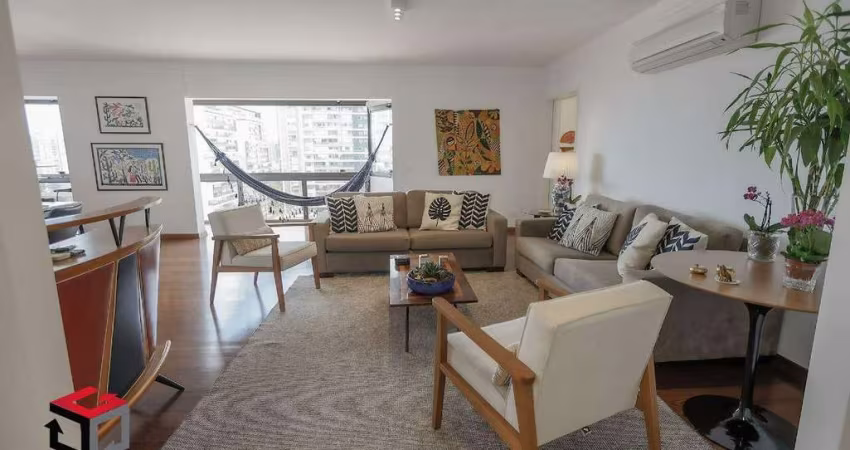 Apartamento 3 Suites em Cidade Monções com 227m²