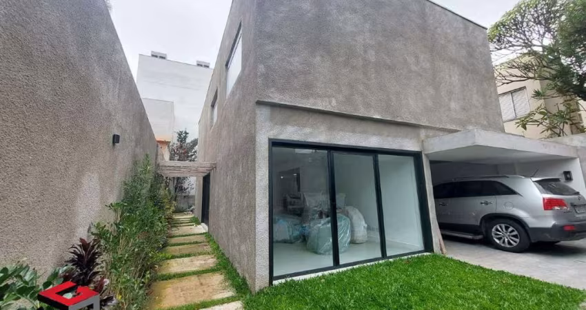 Casa de Vila Planalto Paulista, 4 dormitórios, 1 Suíte, 2 vagas, Edícula, Quintal, Salão 253m2