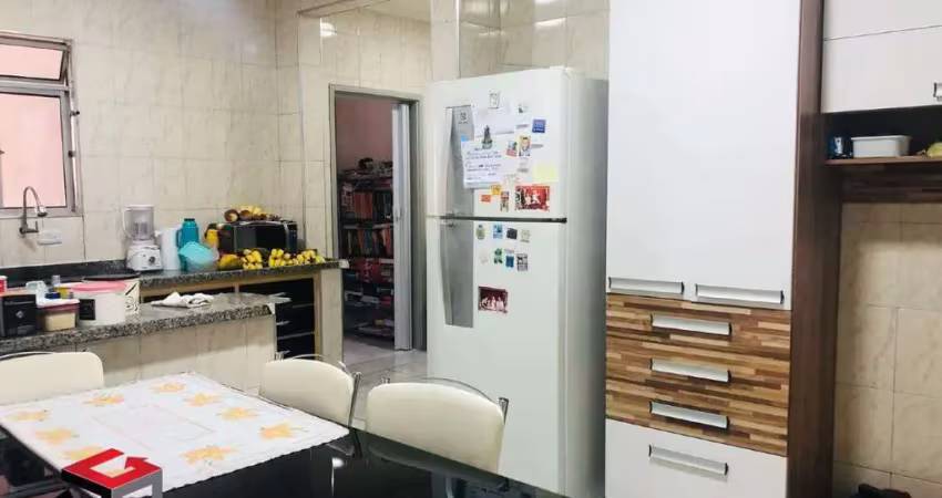 Casa térrea á venda com 2 Quartos e mais 1 casa com 1 Quarto no bairro Nova Gerty - São Caetano do Sul/SP