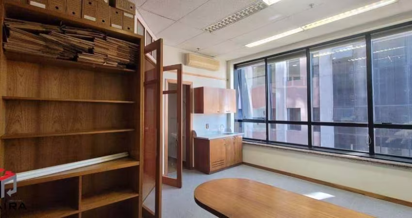 Conjunto Comercial em Vila Olímpia com 56m²
