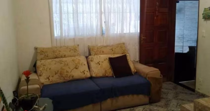 Sobrado à venda 3 quartos 2 vagas Gerassi - Santo André - SP