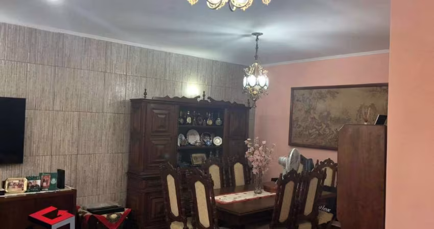 Sobrado à venda 3 quartos 2 suítes 4 vagas Jardim - Santo André - SP