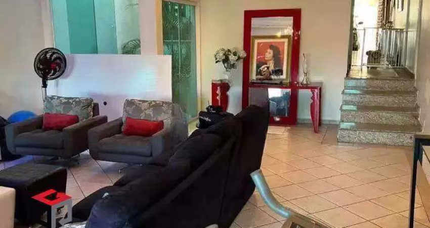 Sobrado para aluguel 3 quartos 3 suítes 3 vagas Assunção - São Bernardo do Campo - SP