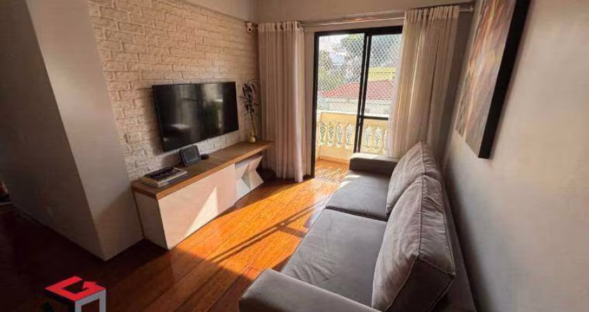Apartamento 3 Dormitórios em Chácara Inglesa Próximo ao Metrô Praça da Árvore com 72m²