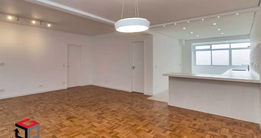 Espaçoso apartamento á venda com 3 quartos em Higienópolis.
