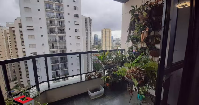 APARTAMENTO Á VENDA - 3 DORMITÓRIOS - 1 SUÍTE - 2 VAGAS