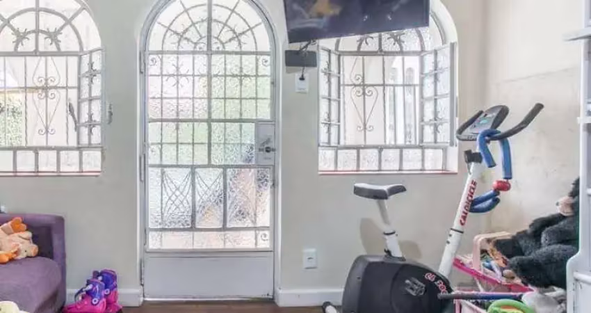Casa de 218m² localizada no bairro cambuci em são paulo - sp
