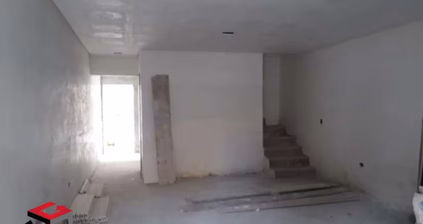 Sobrado à venda 3 quartos 3 suítes 2 vagas Pires - Santo André - SP