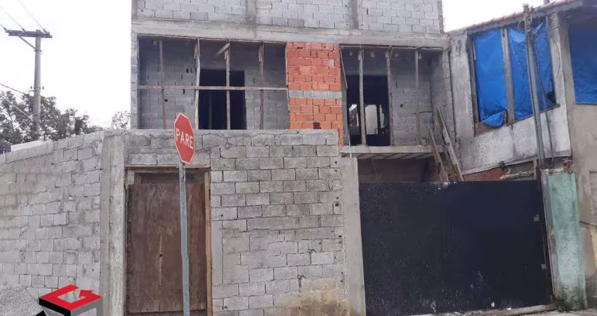 Sobrado à venda 2 quartos 2 suítes 2 vagas Pires - Santo André - SP