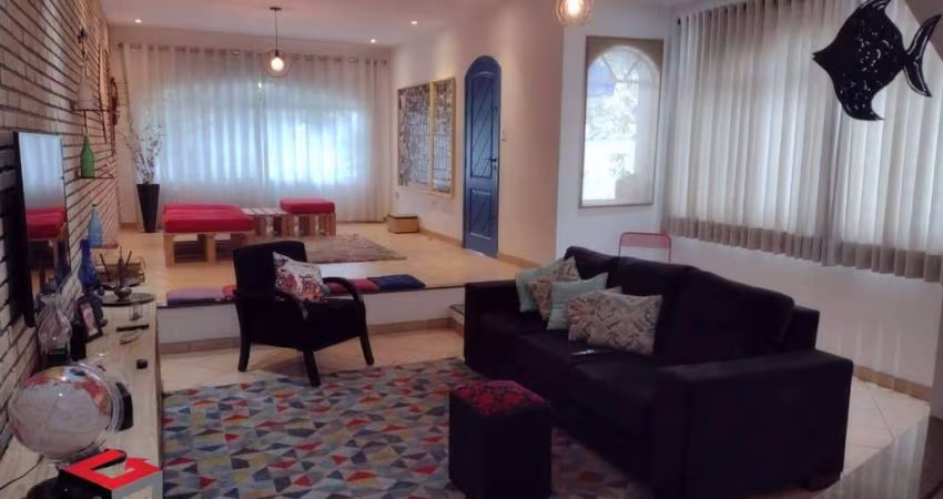 Sobrado à venda 4 quartos 1 suíte 3 vagas Assis Brasil - Mauá - SP