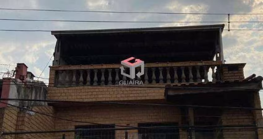 Sobrado à venda 4 quartos 2 vagas Independência - São Bernardo do Campo - SP