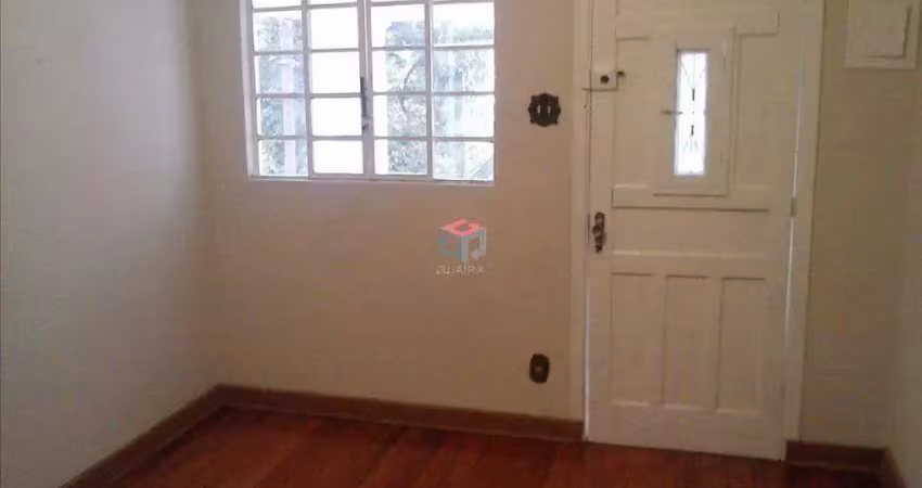 Casa Antiga em ótima localização