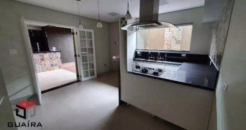 Sobrado para aluguel 5 quartos 2 suítes 2 vagas Assunção - Santo André - SP