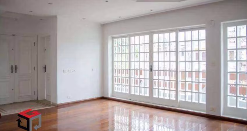 Casa à venda 4 quartos 4 suítes 9 vagas Rudge Ramos - São Bernardo do Campo - SP