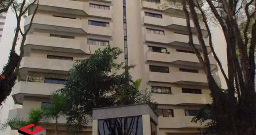 Apartamento em Vila Mariana com 200m²