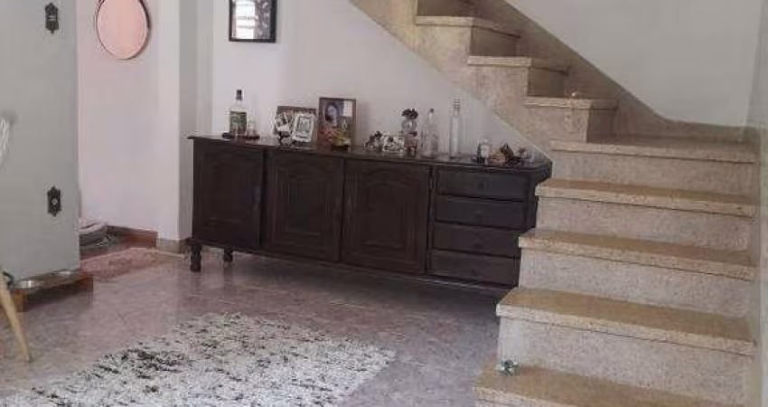 Sobrado à venda 4 quartos 1 suíte 4 vagas Metalúrgica - Santo André - SP
