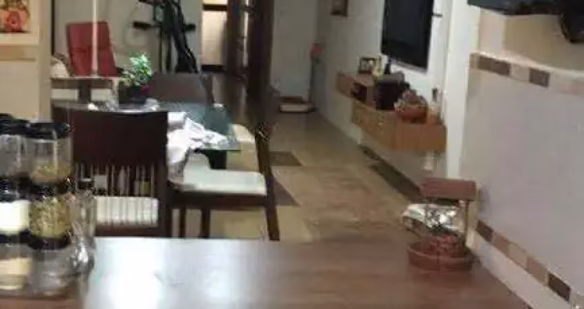 Sobrado à venda 3 quartos 2 suítes 1 vaga Casa Branca - Santo André - SP