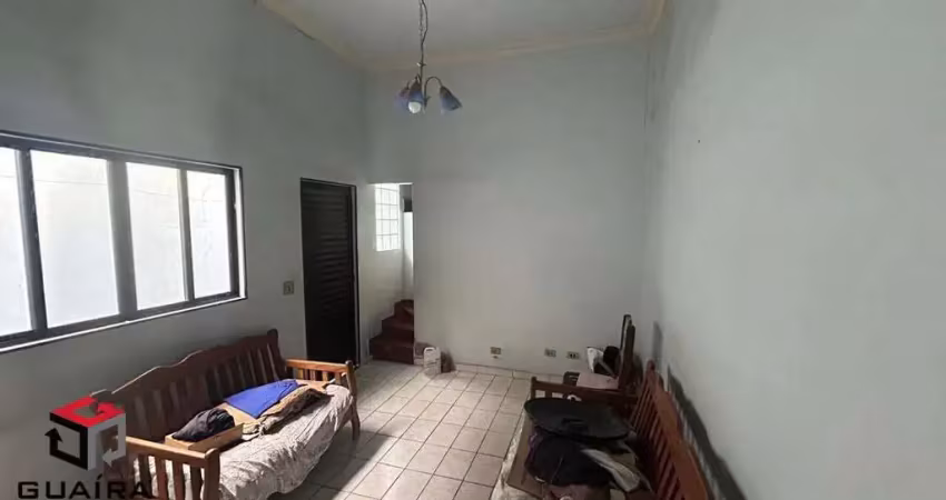 Casa para aluguel 2 quartos 1 suíte 1 vaga Assunção - Santo André - SP