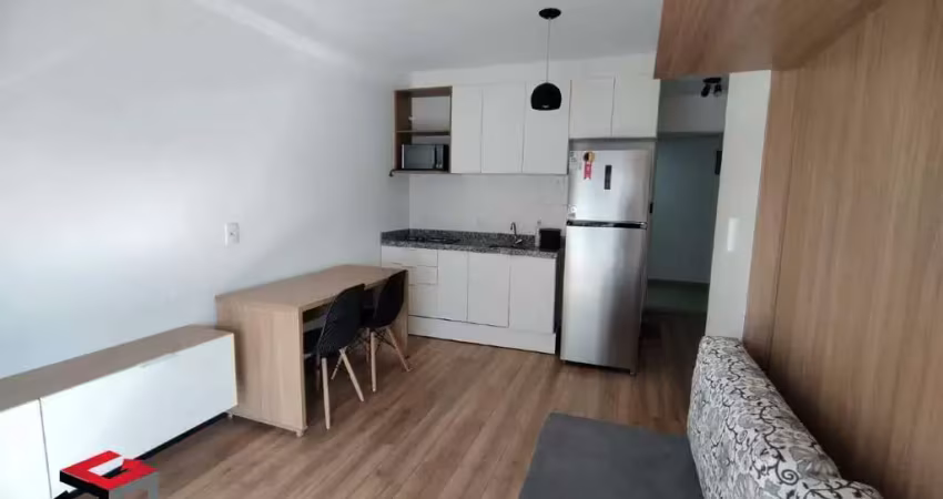 Gracioso stúdio mobiliado á venda com 28m² na saúde.
