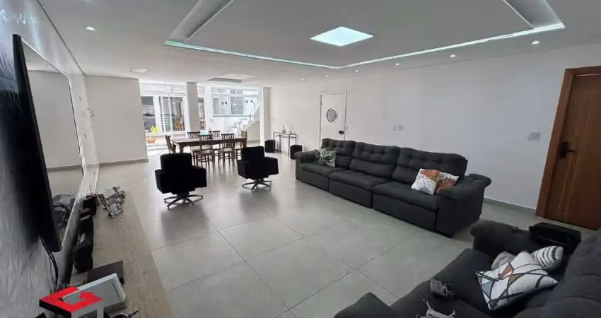 Sobrado amplo e reformado 3 suítes, área gourmet, e piscina aquecida - bairro olímpico - são caetano do sul