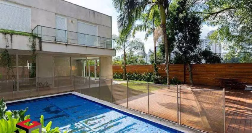 Casa em condomínio fechado - 4 suítes - 05 vagas - 680m²