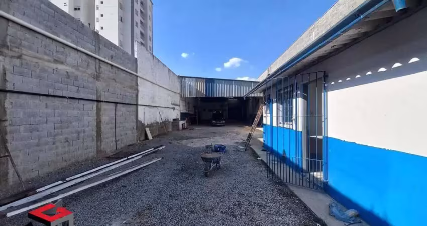 Barracão / Galpão / Depósito para alugar na Rua Araçatuba, 180, Santa Maria, Santo André