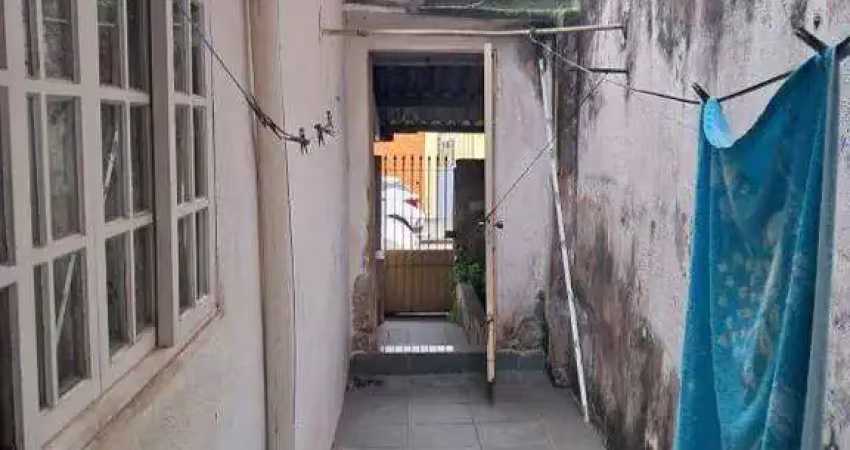 Casa à venda - 1 quarto - 1 banheiro, 1 vaga - 90m²