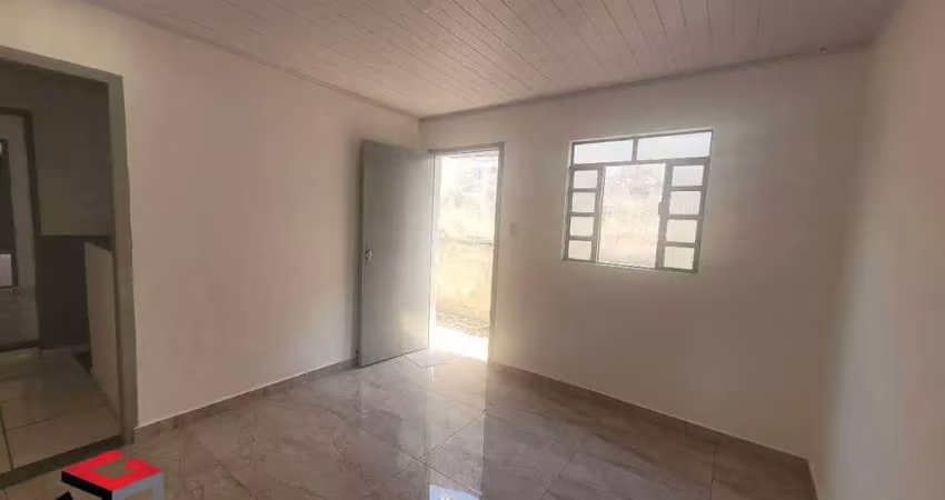Casa para aluguel 2 quartos 1 vaga príncipe de gales - santo andré - sp
